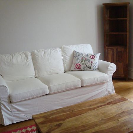 Luxury Holland Park, Sleeps 2, Free S'Fast Wifi Apartment Londra Exterior foto