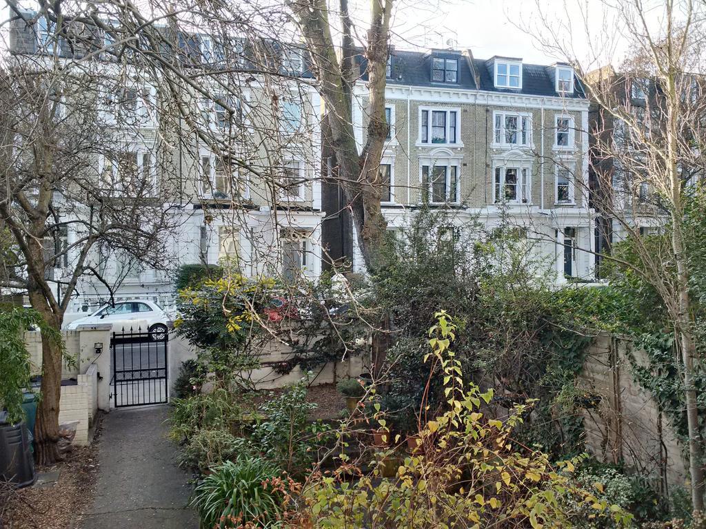 Luxury Holland Park, Sleeps 2, Free S'Fast Wifi Apartment Londra Exterior foto